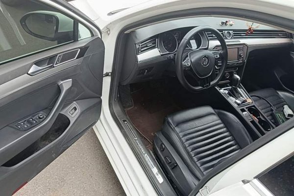 Volkswagen Magotan 2018, 177100 км, за 10323 USD - фото 18
