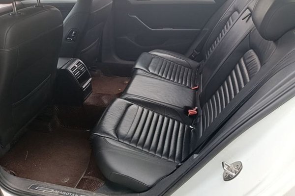 Volkswagen Magotan 2018, 177100 км, за 10323 USD - фото 20