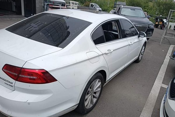 Volkswagen Magotan 2018, 177100 км, за 10323 USD - фото 6
