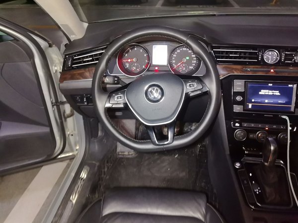 Volkswagen Magotan 2018, 118500 км, за 10839 USD - фото 13