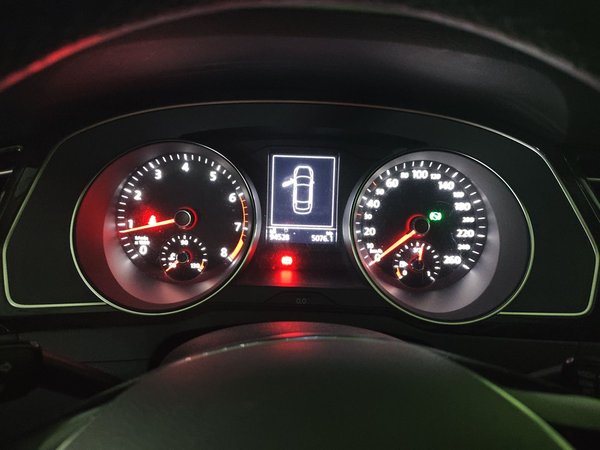 Volkswagen Magotan 2018, 95200 км, за 11306 USD - фото 19