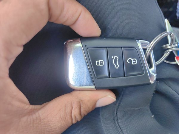 Volkswagen Magotan 2019, 50599 км, за 10477 USD - фото 9