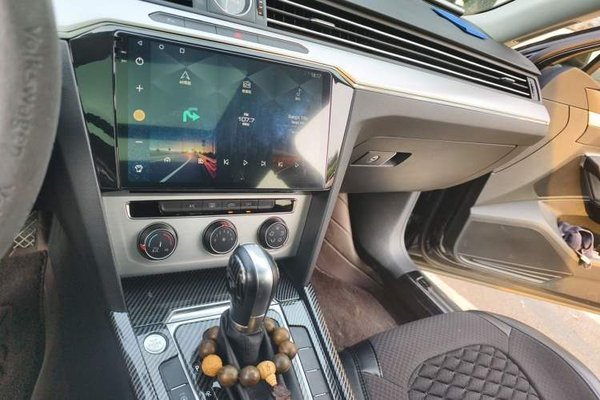 Volkswagen Magotan 2019, 55700 км, за 11725 USD