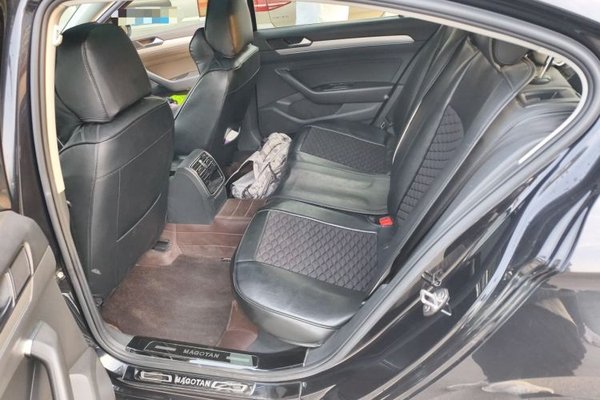 Volkswagen Magotan 2019, 55700 км, за 11725 USD - фото 8