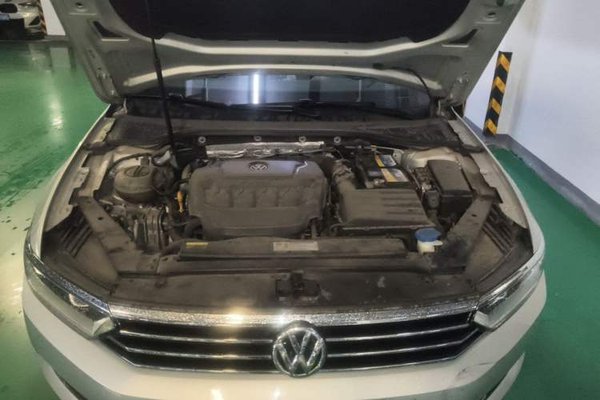 Volkswagen Magotan 2019, 56200 км, за 15087 USD - фото 21