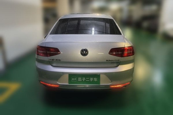 Volkswagen Magotan 2019, 56200 км, за 15087 USD