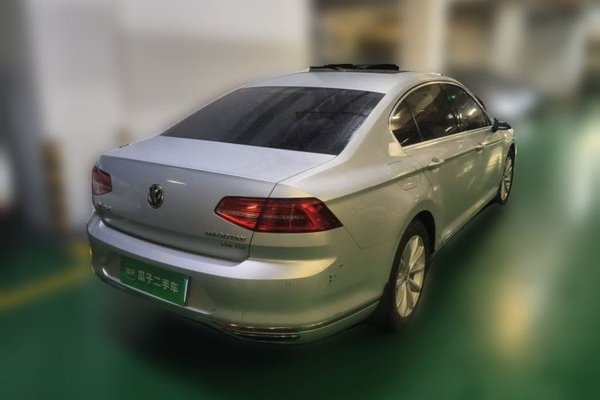 Volkswagen Magotan 2019, 56200 км, за 15087 USD - фото 6