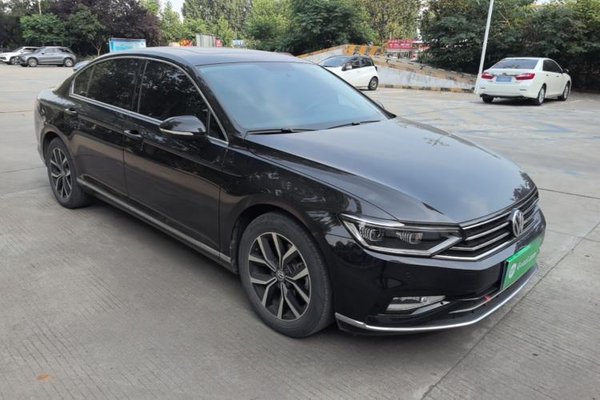Volkswagen Magotan 2020, 36000 км, за 14849 USD