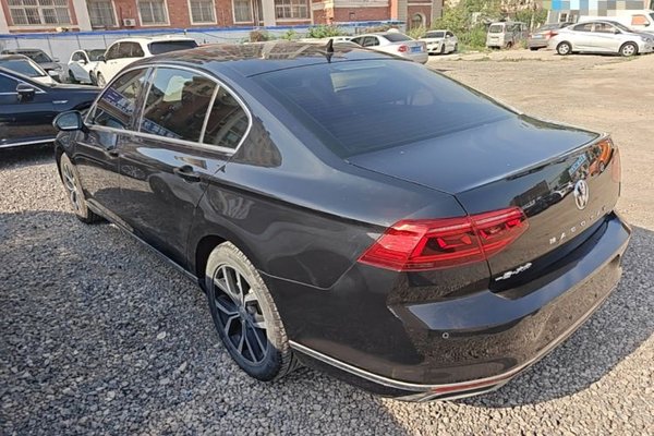 Volkswagen Magotan 2020, 57000 км, за 13509 USD