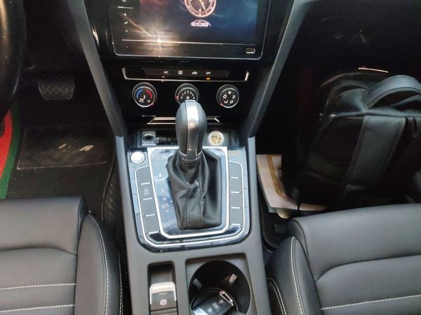 Volkswagen Magotan 2020, 62800 км, за 15315 USD - фото 9