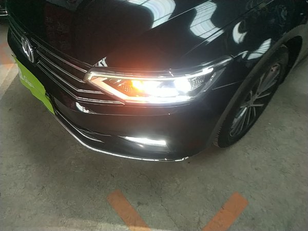 Volkswagen Magotan 2020, 102899 км, за 15225 USD - фото 9