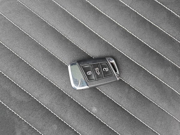 Volkswagen Magotan 2020, 199400 км, за 13718 USD - фото 23