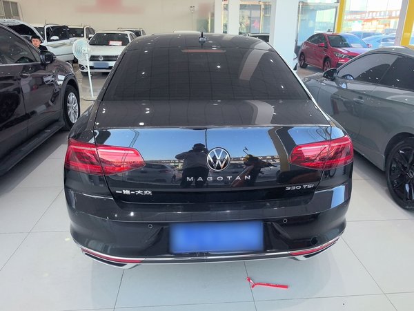 Volkswagen Magotan 2020, 44300 км, за 19376 USD