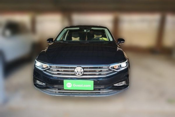 Volkswagen Magotan 2020, 48700 км, за 18353 USD