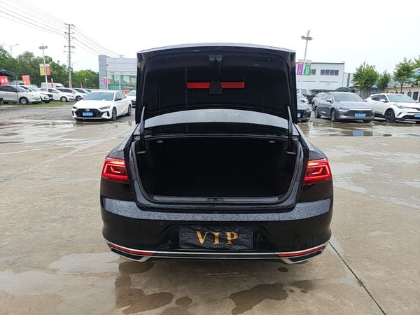 Volkswagen Magotan 2020, 74100 км, за 17896 USD - фото 22