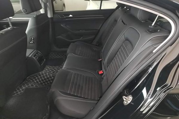 Volkswagen Magotan 2020, 8700 км, за 20499 USD - фото 7