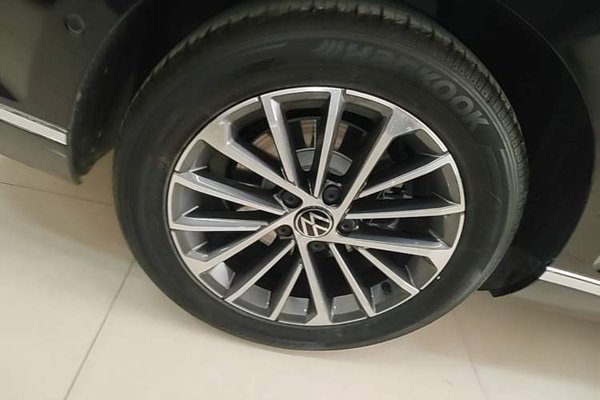 Volkswagen Magotan 2020, 8700 км, за 20499 USD - фото 19