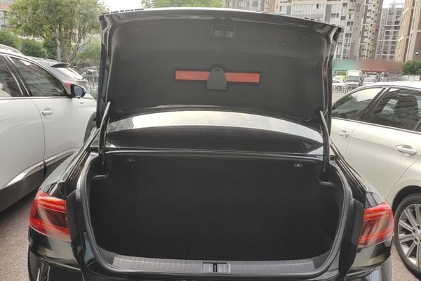 Volkswagen Magotan 2020, за 16264 USD - фото 22