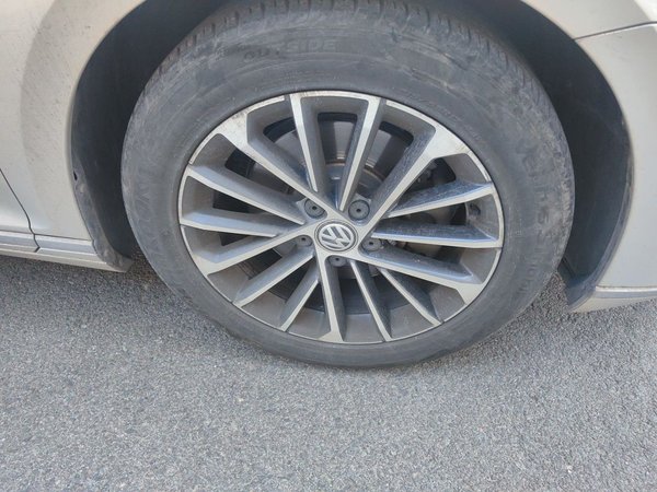 Volkswagen Magotan 2020, 109100 км, за 12178 USD - фото 8