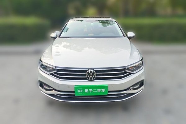 Volkswagen Magotan 2020, 77500 км, за 13935 USD