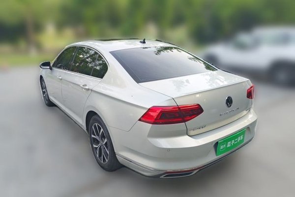 Volkswagen Magotan 2020, 77500 км, за 13935 USD