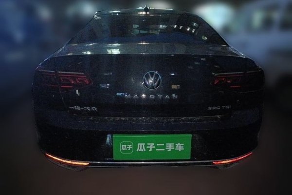 Volkswagen Magotan 2023, 12100 км, за 20484 USD