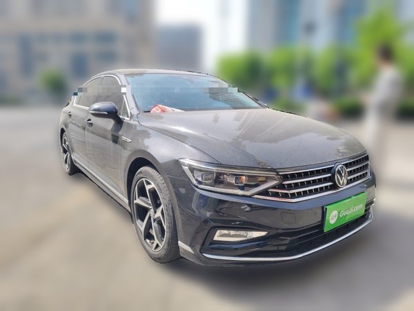 Volkswagen Magotan 2023, 23900 км, за 21454 USD