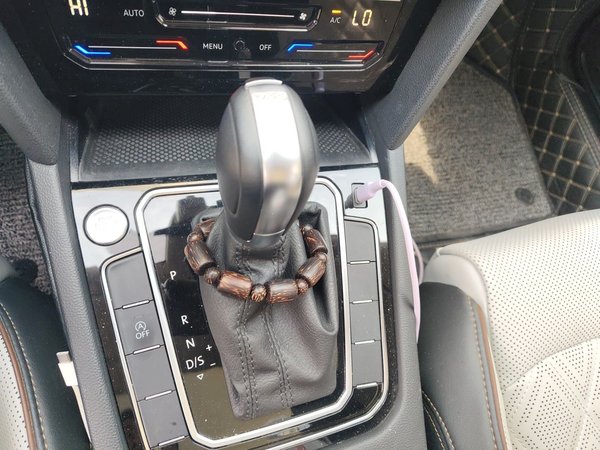 Volkswagen Magotan 2023, 23900 км, за 21454 USD - фото 13