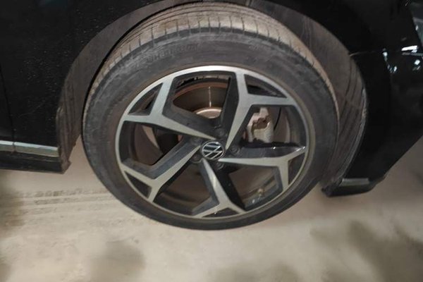 Volkswagen Magotan 2023, 26500 км, за 20770 USD - фото 7