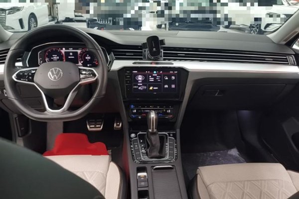 Volkswagen Magotan 2023, 34100 км, за 21800 USD - фото 12