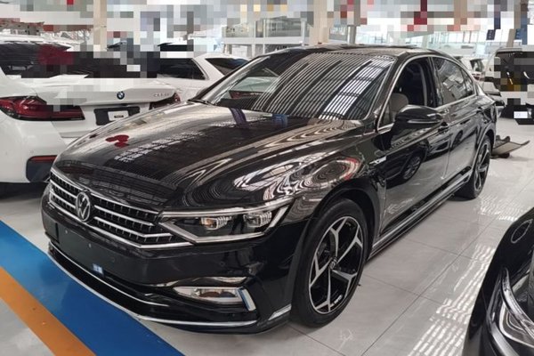 Volkswagen Magotan · 2023 год