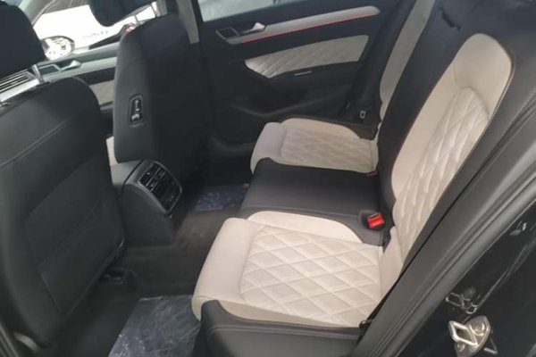 Volkswagen Magotan 2023, 34100 км, за 21800 USD - фото 20