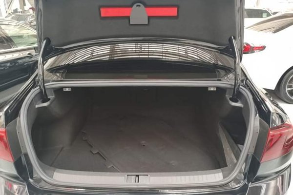 Volkswagen Magotan 2023, 34100 км, за 21800 USD - фото 22