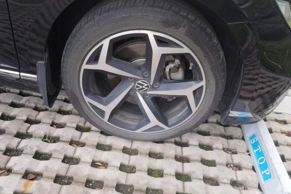 Volkswagen Magotan 2023, 74200 км, за 20074 USD - фото 8
