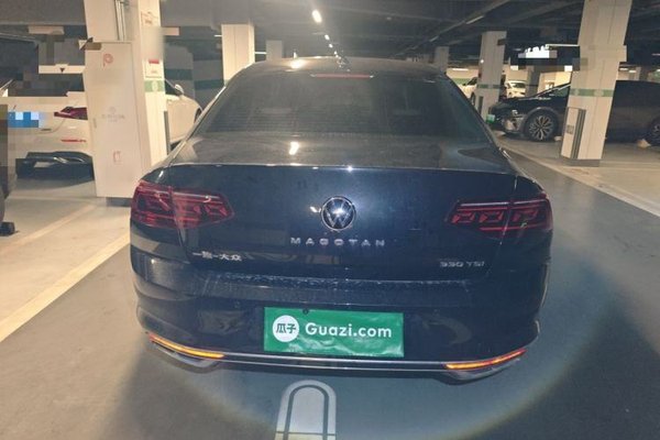 Volkswagen Magotan 2023, 76000 км, за 16356 USD