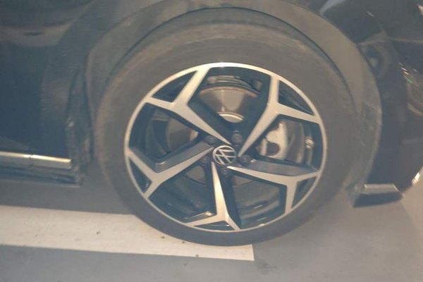 Volkswagen Magotan 2023, 76000 км, за 16356 USD - фото 8