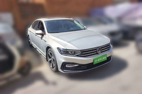 Volkswagen Magotan 2023, 3000 км, за 24460 USD