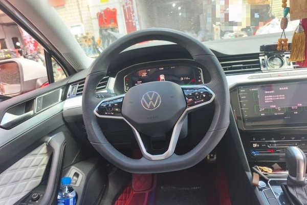 Volkswagen Magotan 2023, 3000 км, за 24460 USD - фото 11