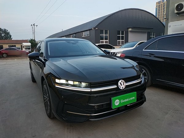 Volkswagen Magotan 2024, 14600 км, за 26583 USD