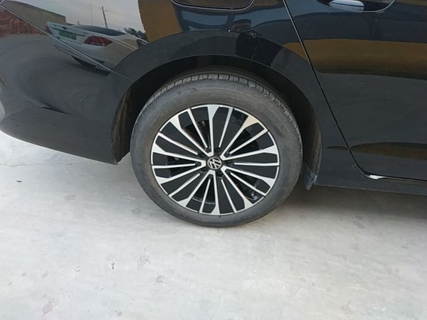 Volkswagen Magotan 2024, 14600 км, за 26583 USD - фото 10