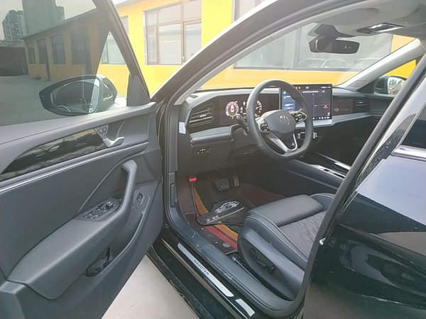 Volkswagen Magotan 2024, 14600 км, за 26583 USD - фото 19