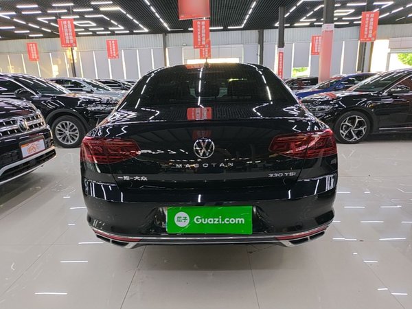 Volkswagen Magotan 2024, 17200 км, за 23426 USD