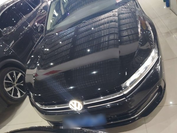 Volkswagen Magotan 2024, 4500 км, за 28341 USD
