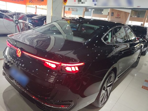 Volkswagen Magotan 2024, 4500 км, за 28341 USD - фото 6
