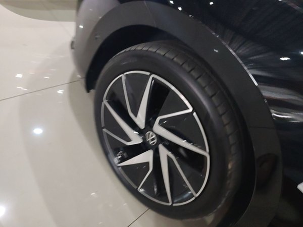 Volkswagen Magotan 2024, 4500 км, за 28341 USD - фото 8