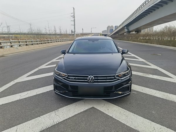 Volkswagen Magotan GTE Plug-in Hybrid 2022, 43600 км, за 17218 USD - фото 6