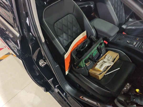 Volkswagen Magotan GTE Plug-in Hybrid 2022, 43600 км, за 17218 USD - фото 20