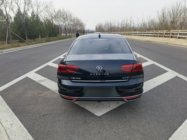 Volkswagen Magotan GTE Plug-in Hybrid 2022, 43600 км, за 17218 USD - фото 8