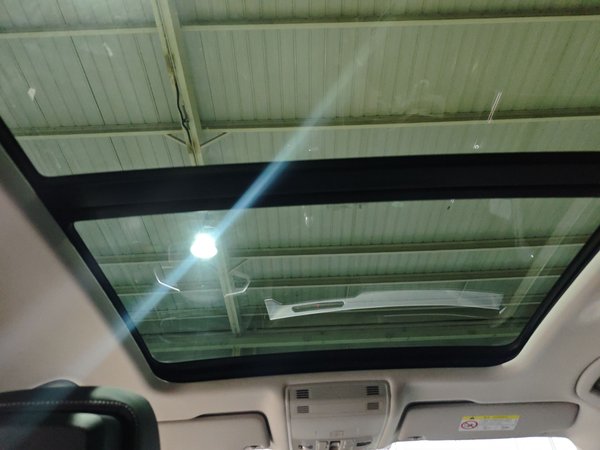 Volkswagen Magotan GTE Plug-in Hybrid 2022, 43600 км, за 17218 USD - фото 13