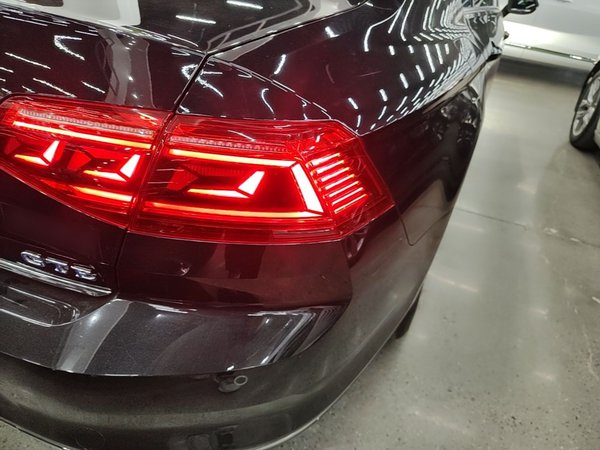 Volkswagen Magotan GTE Plug-in Hybrid 2022, 48900 км, за 18544 USD - фото 7